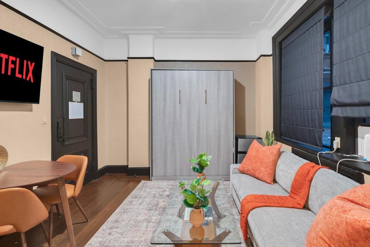Apartamento Stunning In Heart Of With Gym & Nova York